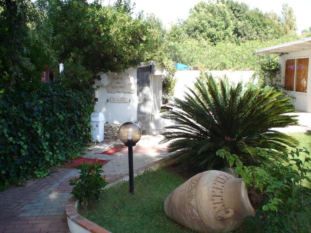 Hotel Capo Circeo Centro Benessere & Padel 圣费利切-奇尔切奥 外观 照片